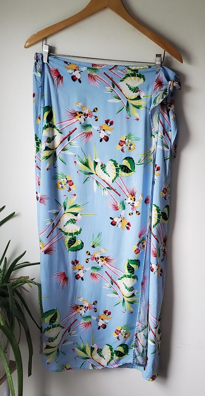 Disney Womens Blue Micky Mini Print Faux Wrap Midi Skirt Size Large Resort Wear